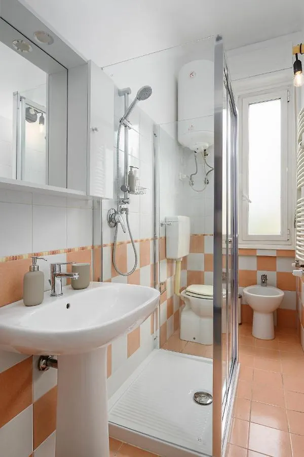 Ennio 8 - Bilocale Cool Apartman Milánó